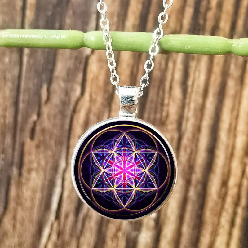 Collier Cube Metatron géométrique pour hommes et femmes, Sri Yantra, fleur de vie, pendentif rond en verre, chaîne, bijoux hexagramme