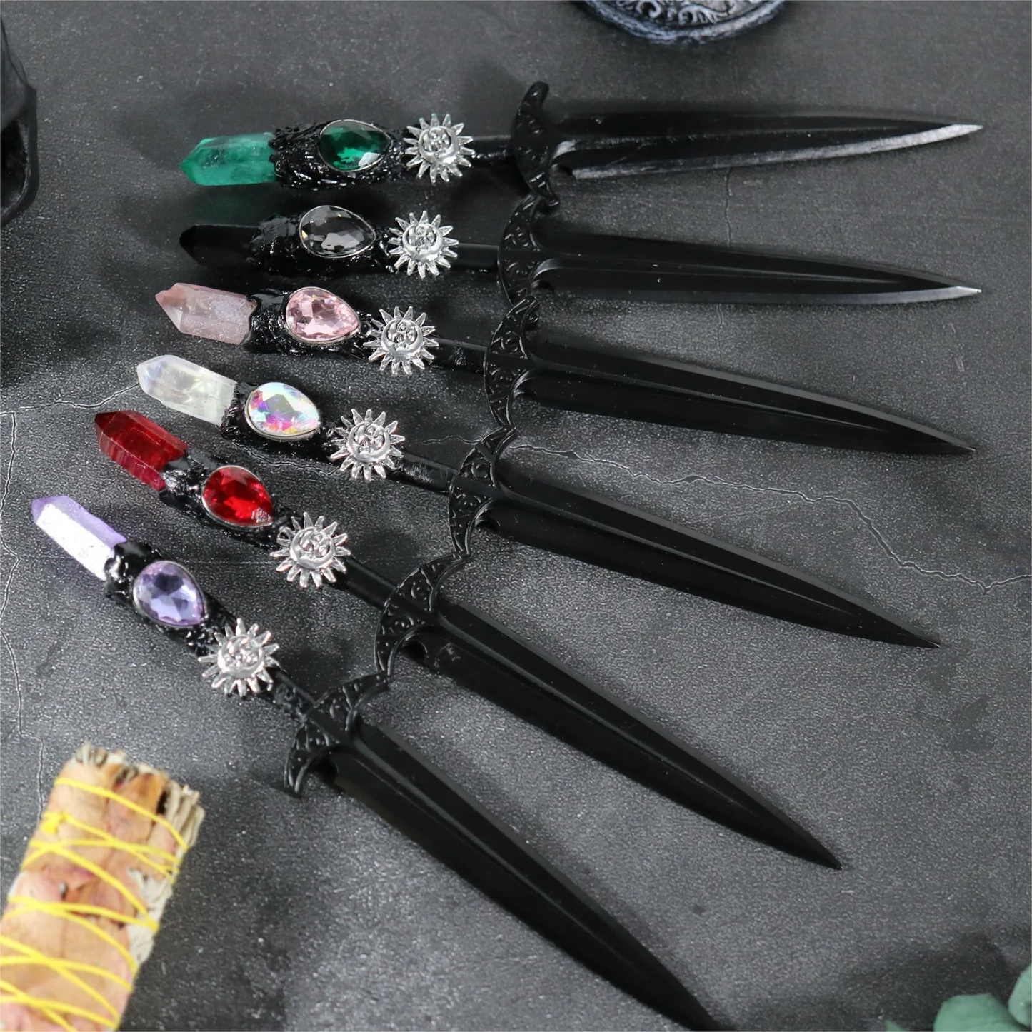 Épée en métal 88-96g, accessoires pour cheveux d'autel de sorcière en cristal, bâton de magicien, énergie païenne, Cosplay elfe gothique, baguette magique foncée, cadeaux de sorcière