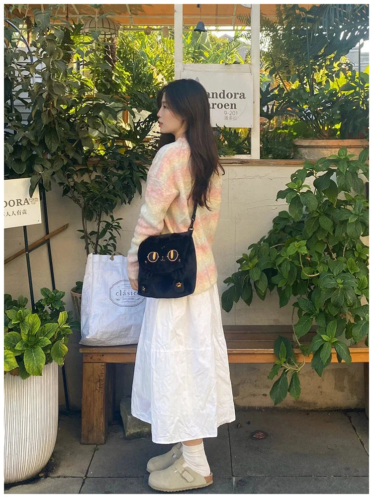 Sac à dos en peluche petit chat noir pour femmes, mignon dessin animé, sac à bandoulière multifonctionnel pour étudiantes, nouvelle collection 2024