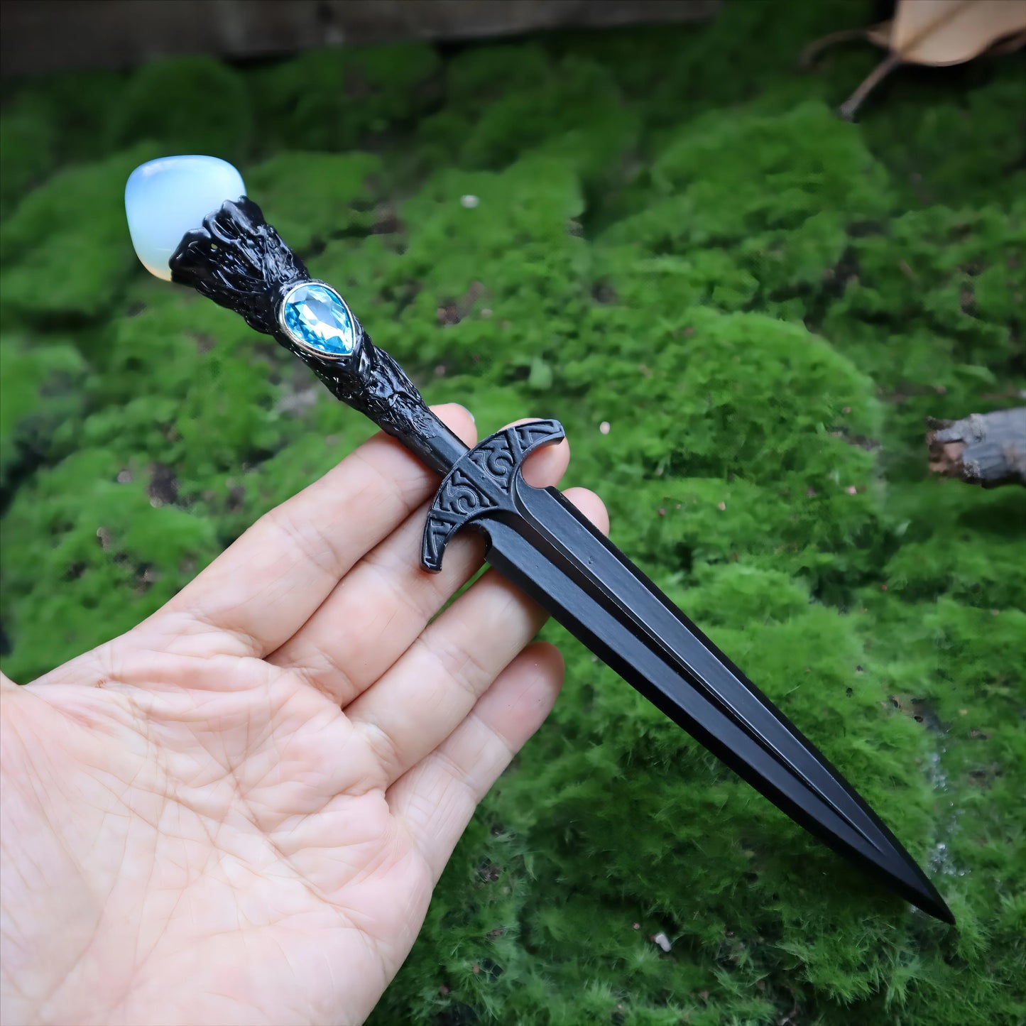 Épée en métal 88-96g, accessoires pour cheveux d'autel de sorcière en cristal, bâton de magicien, énergie païenne, Cosplay elfe gothique, baguette magique foncée, cadeaux de sorcière