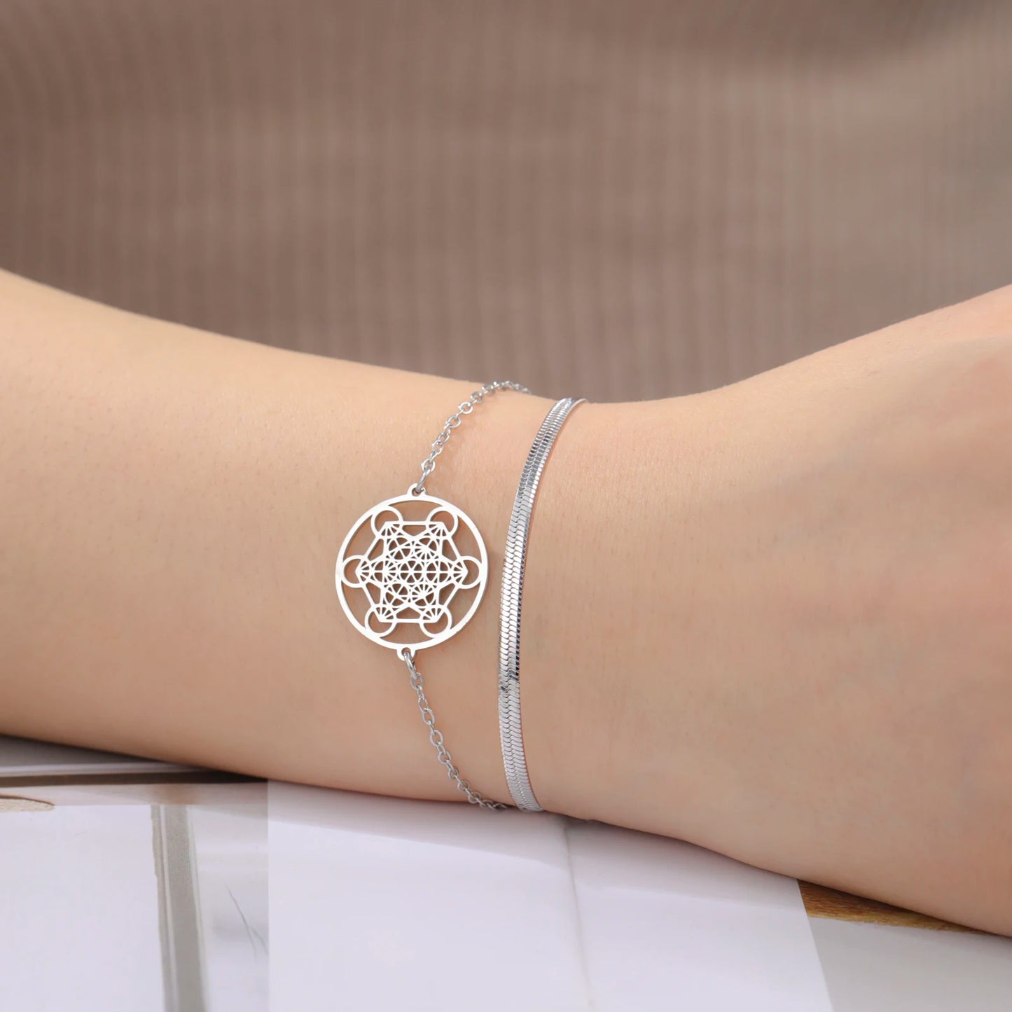 Skyrim archange joint Metatron pendentif Bracelet en acier inoxydable mâle femme bouddhiste hindou Talisman géométrie sacrée bijoux cadeau