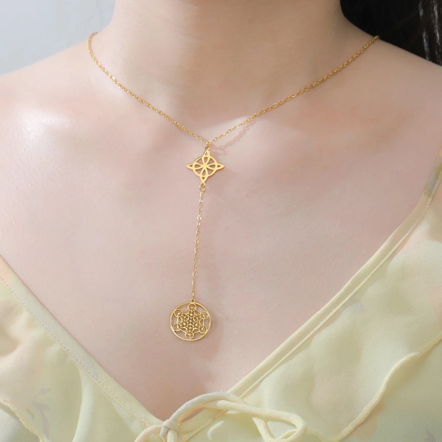 Skyrim Metatron Cube Collier pendentif noeud de sorcière Double amulette Protection Colliers en acier inoxydable Bijoux de sorcellerie vintage