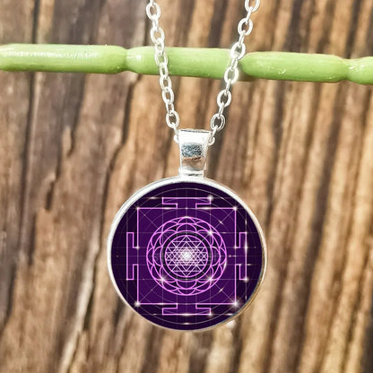 Collier Cube Metatron géométrique pour hommes et femmes, Sri Yantra, fleur de vie, pendentif rond en verre, chaîne, bijoux hexagramme