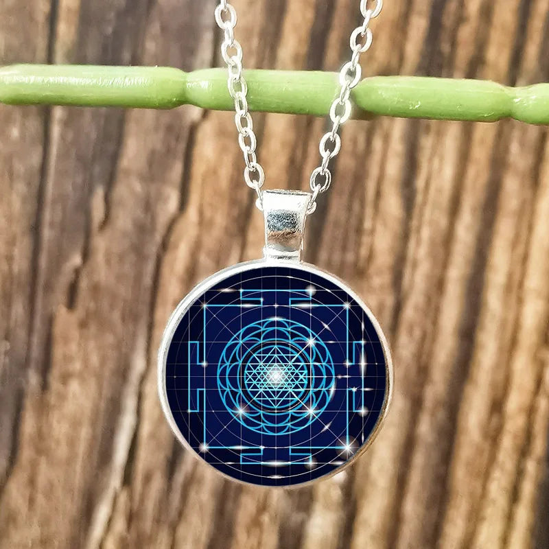 Collier Cube Metatron géométrique pour hommes et femmes, Sri Yantra, fleur de vie, pendentif rond en verre, chaîne, bijoux hexagramme