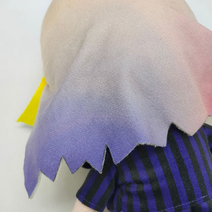 Jouets en peluche de la série télévisée mercredi pour enfants, poupées de dessin animé en peluche douce mignonne, cadeau d'anniversaire, Kawaii, 25cm, 2023