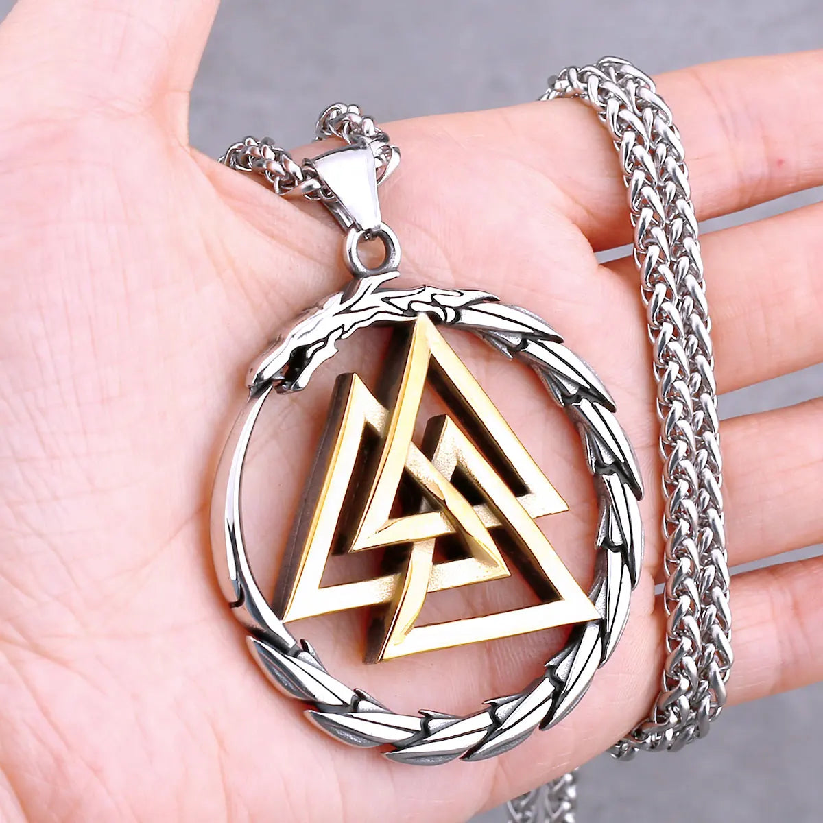 Vikings Odin Rune collier divers hommes nordique Vegvisir Valknut amulette pendentif en acier inoxydable Punk mode bijoux en gros