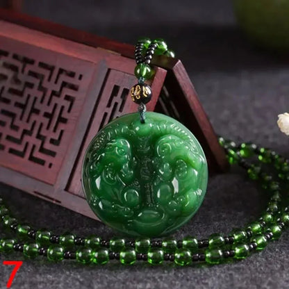 Pendentif classique en Agate chinoise verte naturelle, collier en Jade, bijoux de charme à la mode, amulette porte-bonheur sculptée, cadeaux pour femmes et hommes