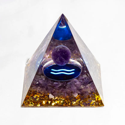 Pyramide de générateur d'énergie en cristal naturel, péridot, améthyste, Reiki, Chakra de guérison, pyramide en résine, décor égyptien, décoration de salle, 1 pièce