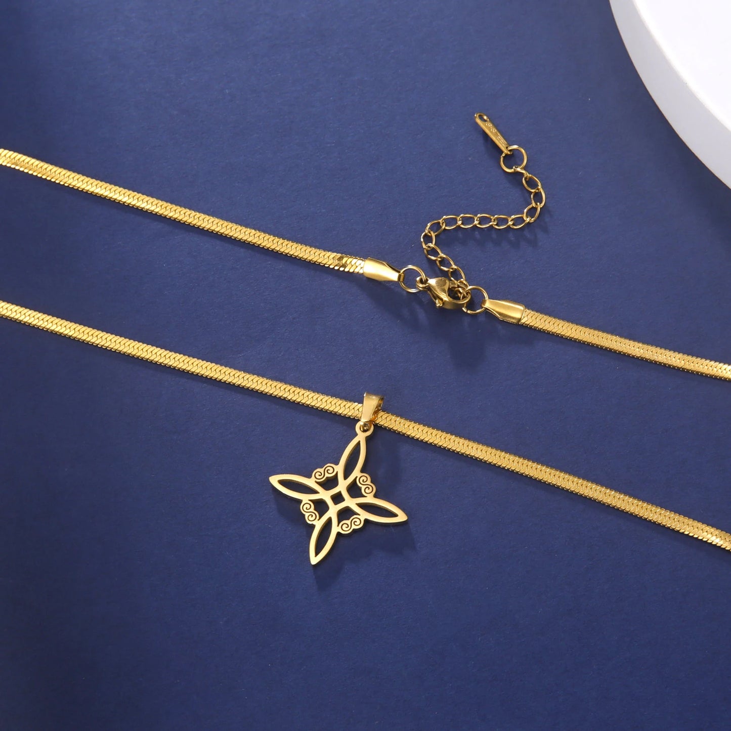Collier Vintage avec nœud de sorcière pour femmes, pendentif porte-bonheur, amulette de Protection des celtiques irlandais, en acier inoxydable, bijoux Wicca, cadeau