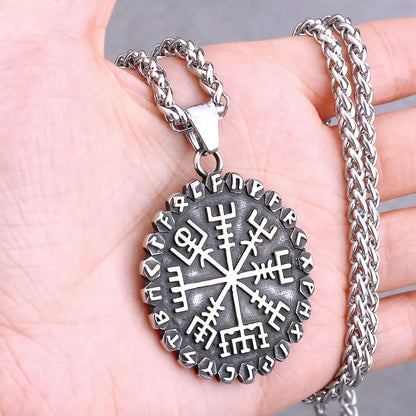 Vikings Odin Rune collier divers hommes nordique Vegvisir Valknut amulette pendentif en acier inoxydable Punk mode bijoux en gros