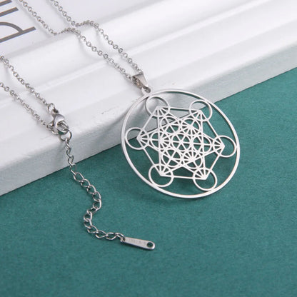 Skyrim – collier Cube d'ange sceau archange Metatron, en acier inoxydable, pour femmes et hommes, amulette de géométrie sacrée, bijoux spirituels religieux