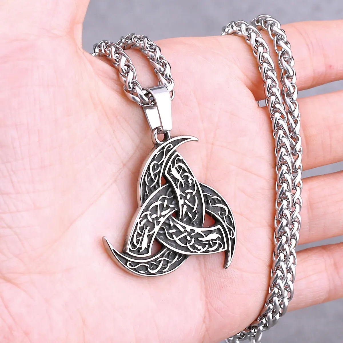 Vikings Odin Rune collier divers hommes nordique Vegvisir Valknut amulette pendentif en acier inoxydable Punk mode bijoux en gros