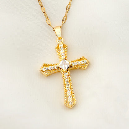 Pendentif croix en zircon incrusté de 1 coquille de perle pour femmes, style sexy, collier en acier inoxydable plaqué or 18 carats