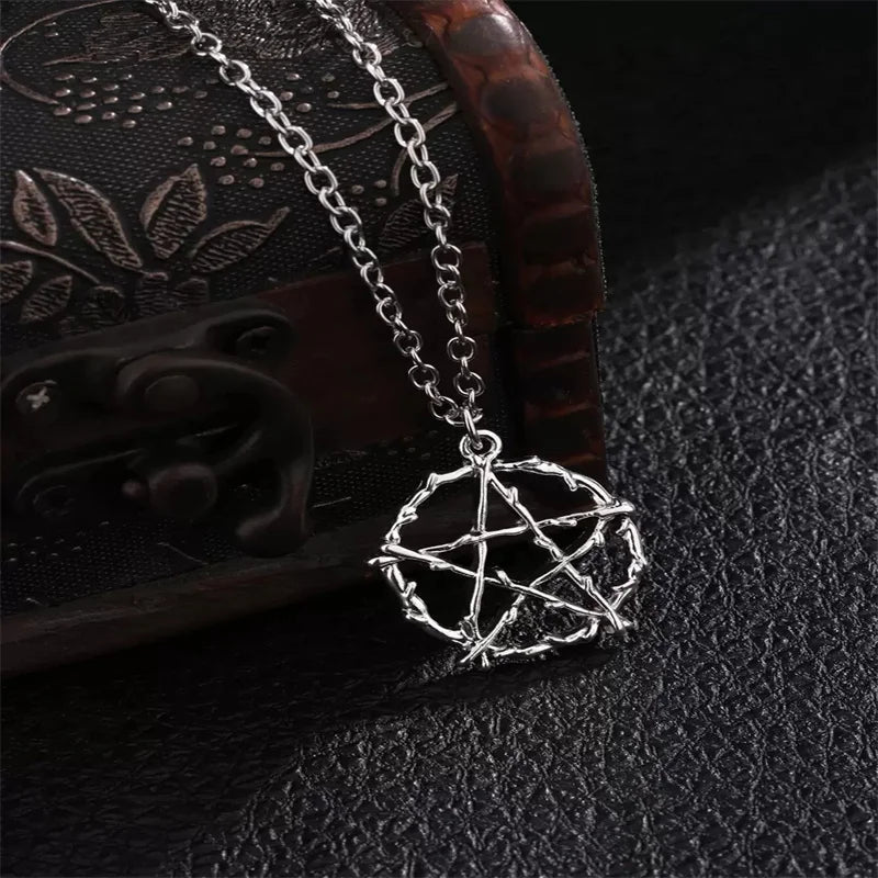 Collier pentagramme gothique, Pentacle Grunge Wicca Punk, bijoux de déclaration, charme créatif, mode femmes, cadeau délicat, Punk