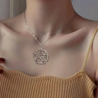 Collier pentagramme gothique, Pentacle Grunge Wicca Punk, bijoux de déclaration, charme créatif, mode femmes, cadeau délicat, Punk