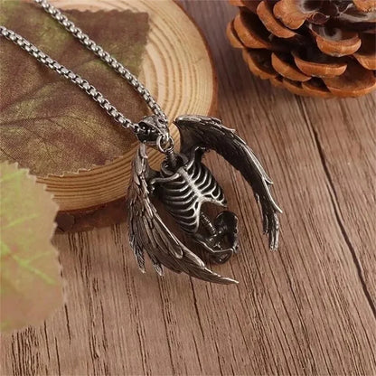 Collier crâne Punk aile pendentif chaîne de cou gothique Halloween bijoux cadeau hommes et femmes en acier allié sans pierres précieuses