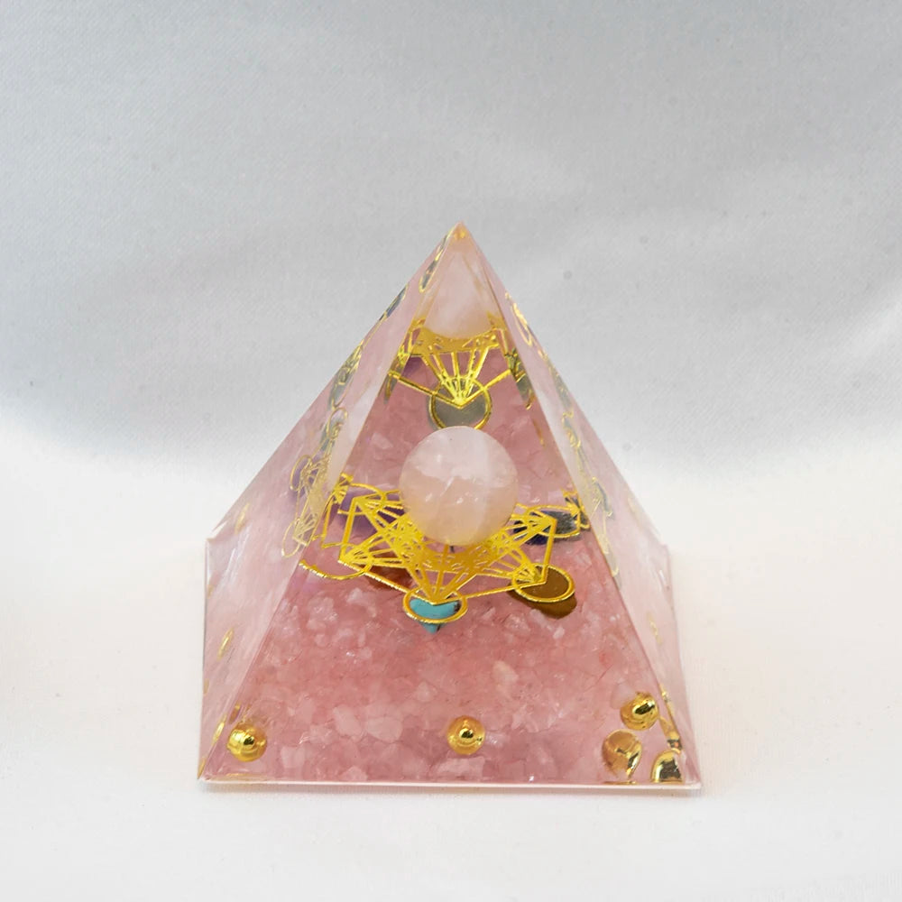 Pyramide de générateur d'énergie en cristal naturel, péridot, améthyste, Reiki, Chakra de guérison, pyramide en résine, décor égyptien, décoration de salle, 1 pièce