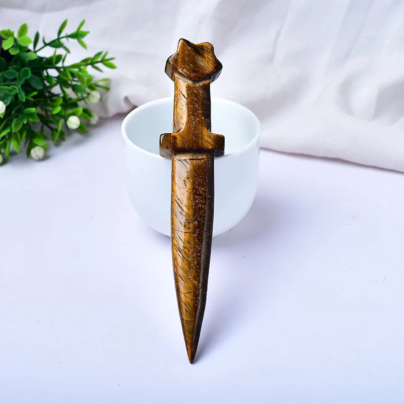 Aimant de sculpture de couteau en matériau naturel, décoration de maison, salle Katana, décorations de jardin, accessoires de décoration en pierre, pierres précieuses en cristal