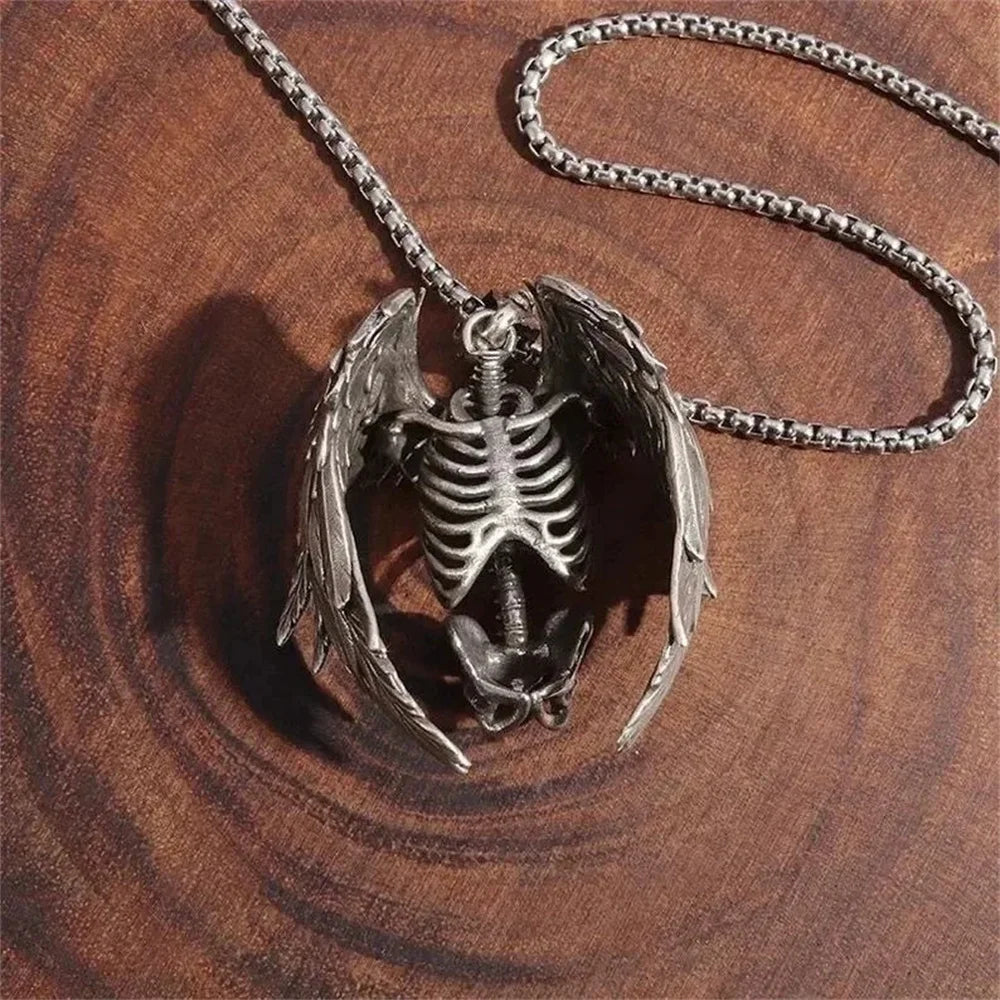 Collier crâne Punk aile pendentif chaîne de cou gothique Halloween bijoux cadeau hommes et femmes en acier allié sans pierres précieuses