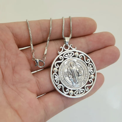 Collier médaille Saint benoît en alliage, 1 pièce, médaille chrétienne sacrementale, bijoux de Protection maléfique, cadeau catholique pour hommes et femmes