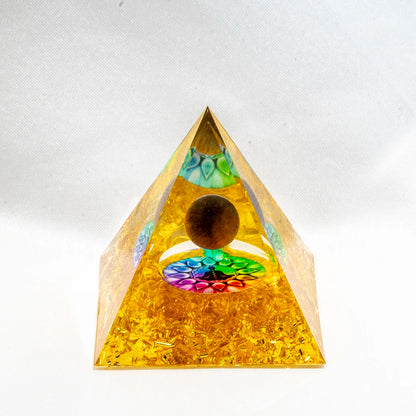 Pyramide de générateur d'énergie en cristal naturel, péridot, améthyste, Reiki, Chakra de guérison, pyramide en résine, décor égyptien, décoration de salle, 1 pièce