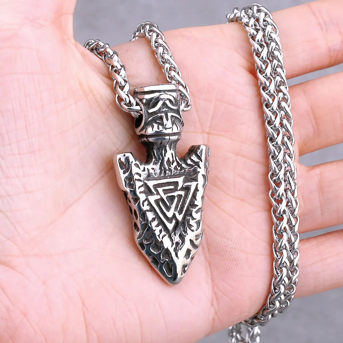 Vikings Odin Rune collier divers hommes nordique Vegvisir Valknut amulette pendentif en acier inoxydable Punk mode bijoux en gros