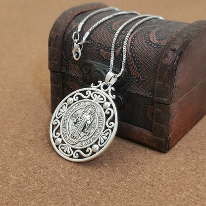 Collier médaille Saint benoît en alliage, 1 pièce, médaille chrétienne sacrementale, bijoux de Protection maléfique, cadeau catholique pour hommes et femmes