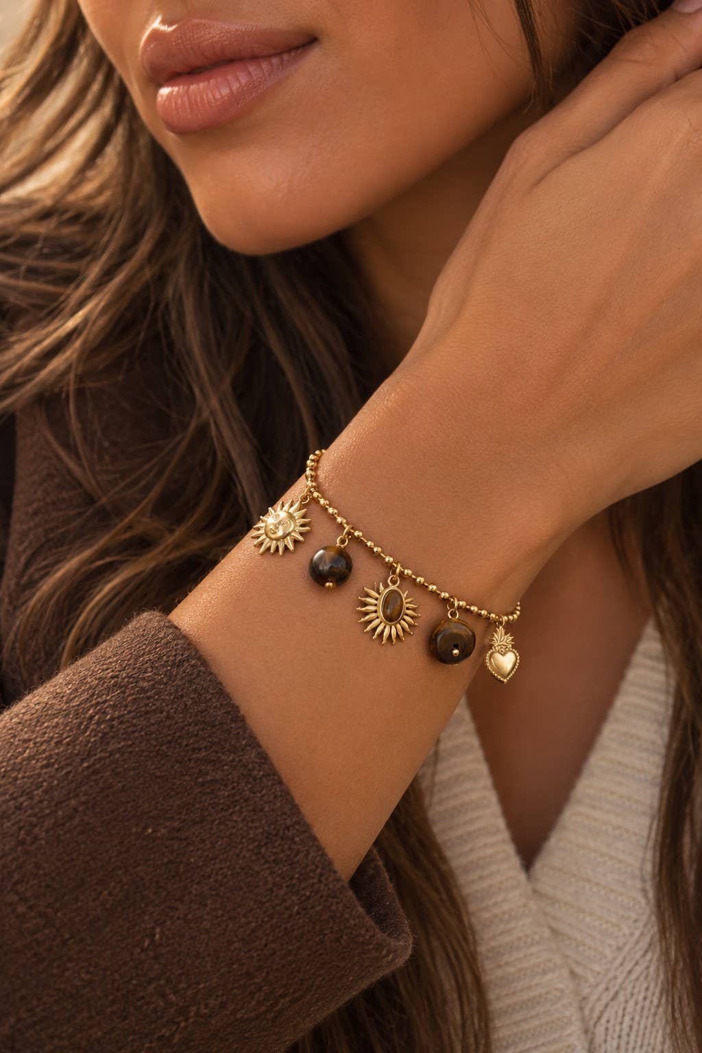 Parure collier bracelet soleil cœur pierres œil tigre doré